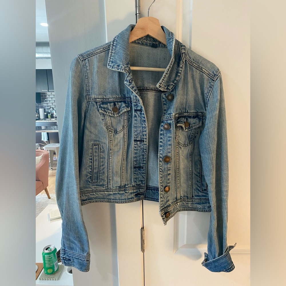 Early 2000s American Eagle Cropped Jean Jacket -size L